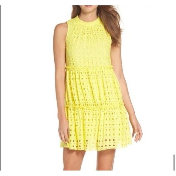 Lilly Pulitzer Indira Size L Swing Dress Lilly’s Lemon Eyelet Cotton Blend - Picture 4 of 16